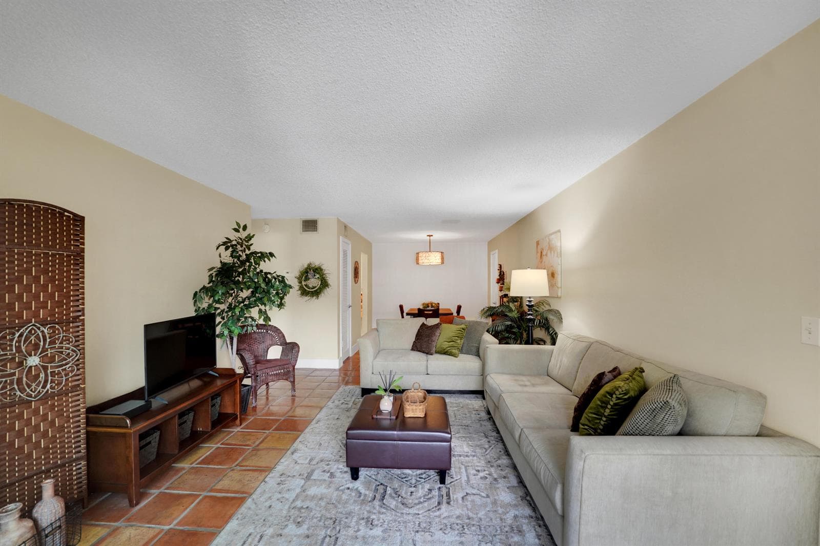 6473 BAY CLUB Drive 1 photo 1