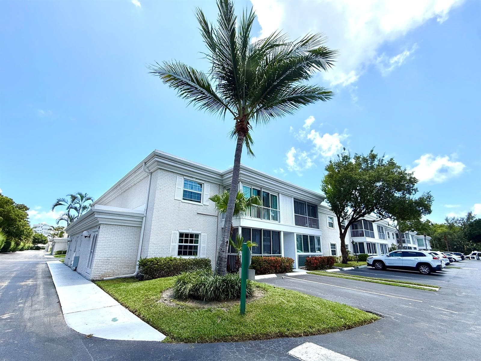 6473 BAY CLUB Drive 1 photo 20