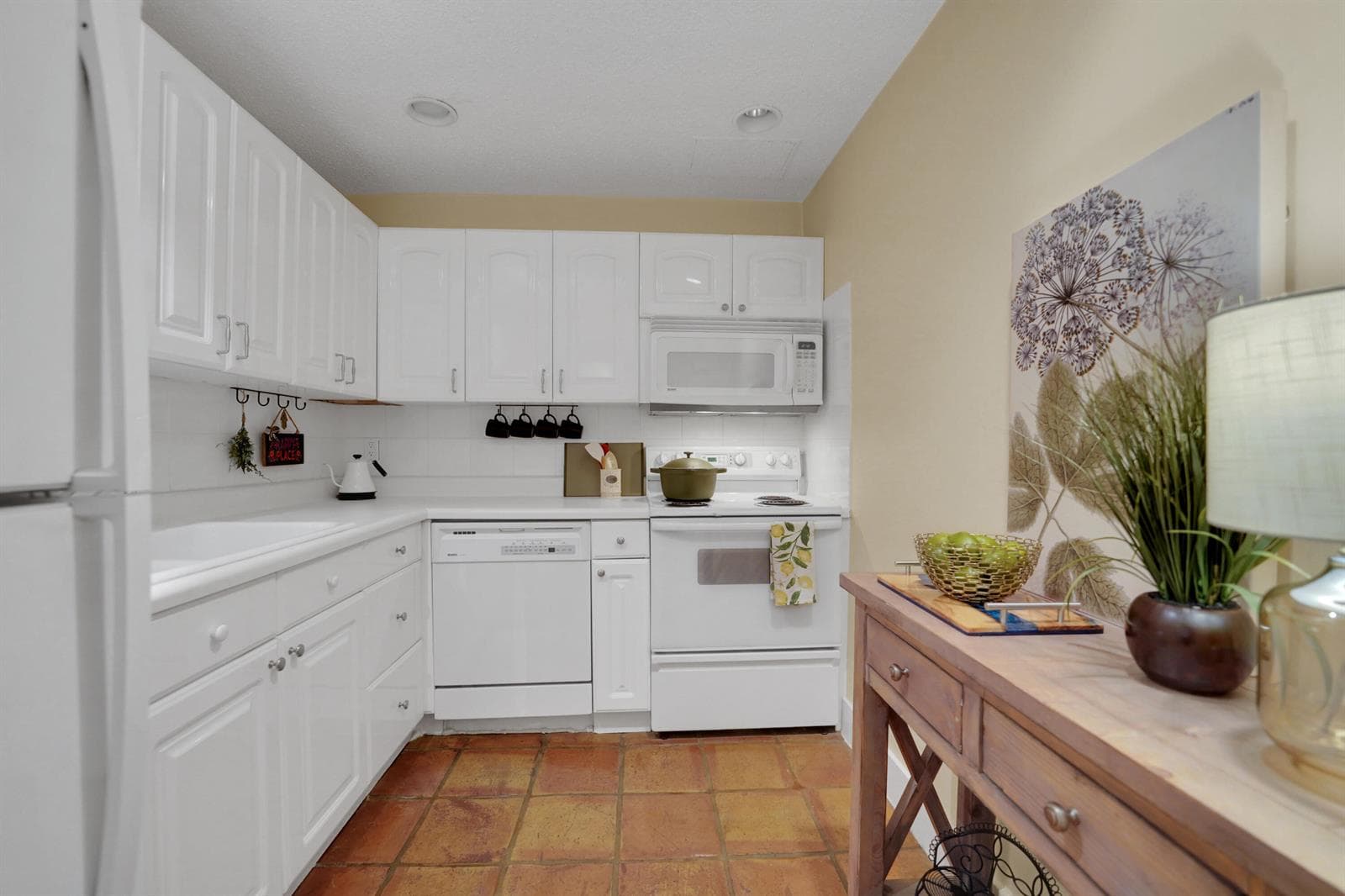6473 BAY CLUB Drive 1 photo 10