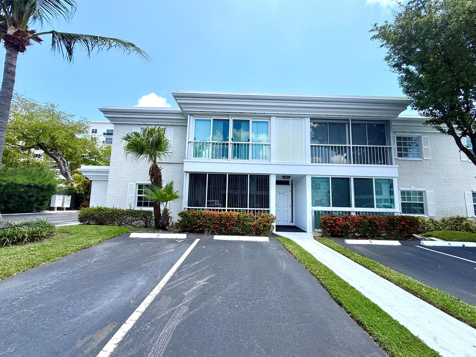 6473 BAY CLUB Drive 1 photo 19