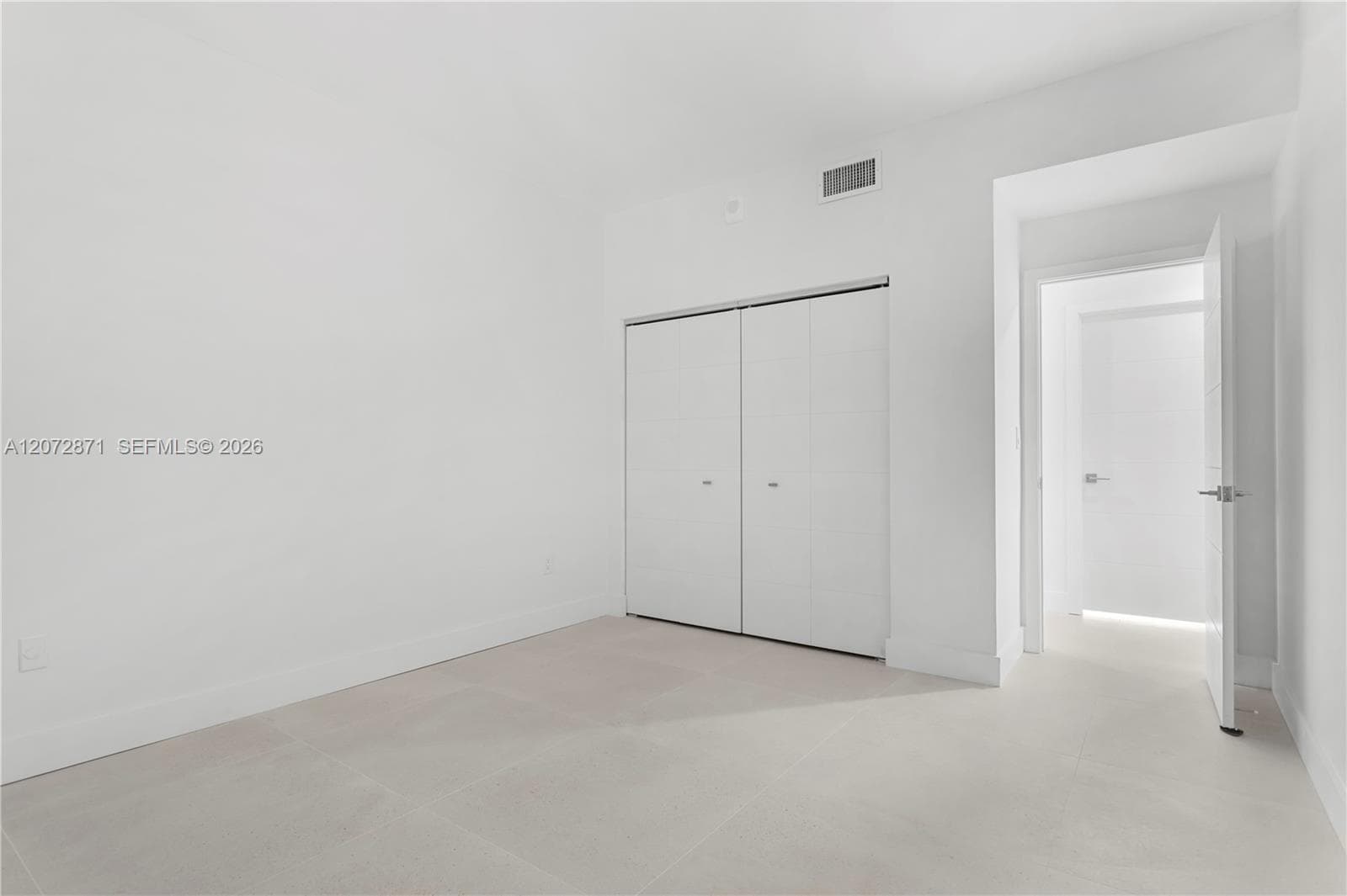 1000 Venetian Way 301/303 photo 13