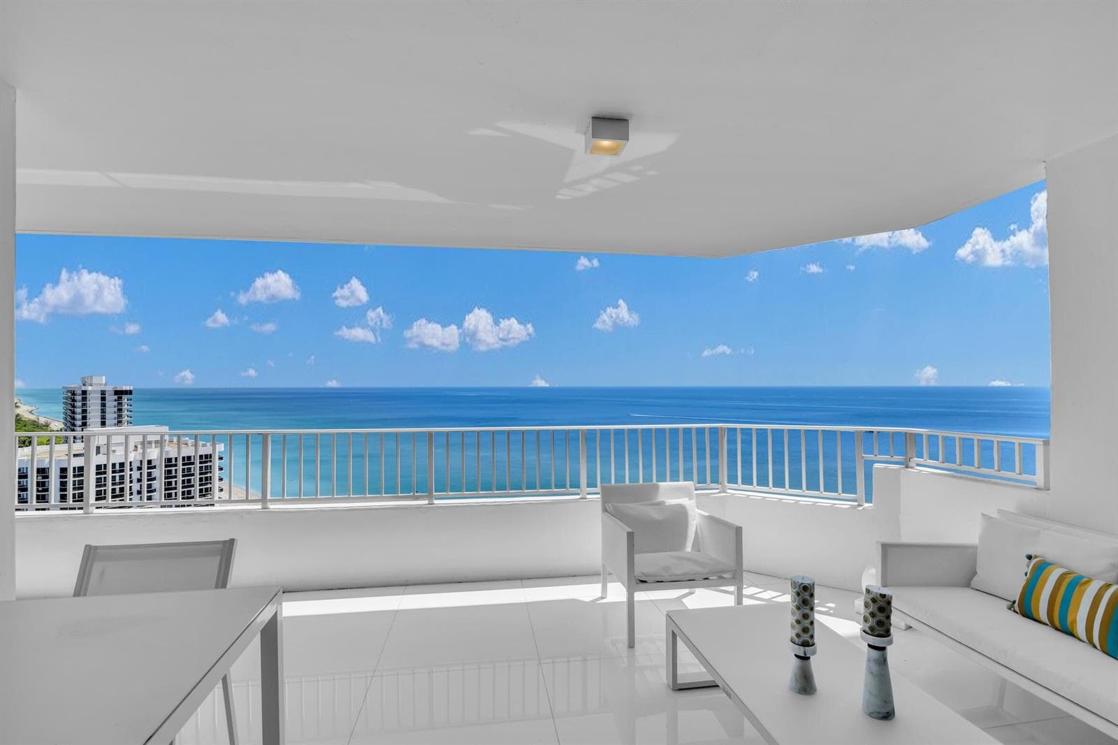 500 S Ocean Boulevard 2207 photo 2