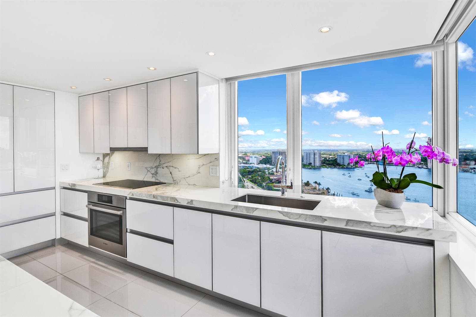 500 S Ocean Boulevard 2207 photo 16