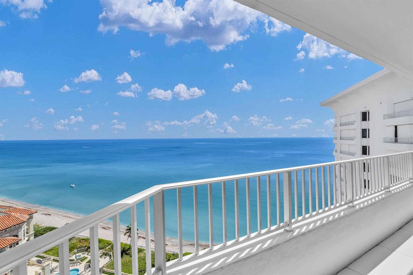 500 S Ocean Boulevard 2207 photo 9