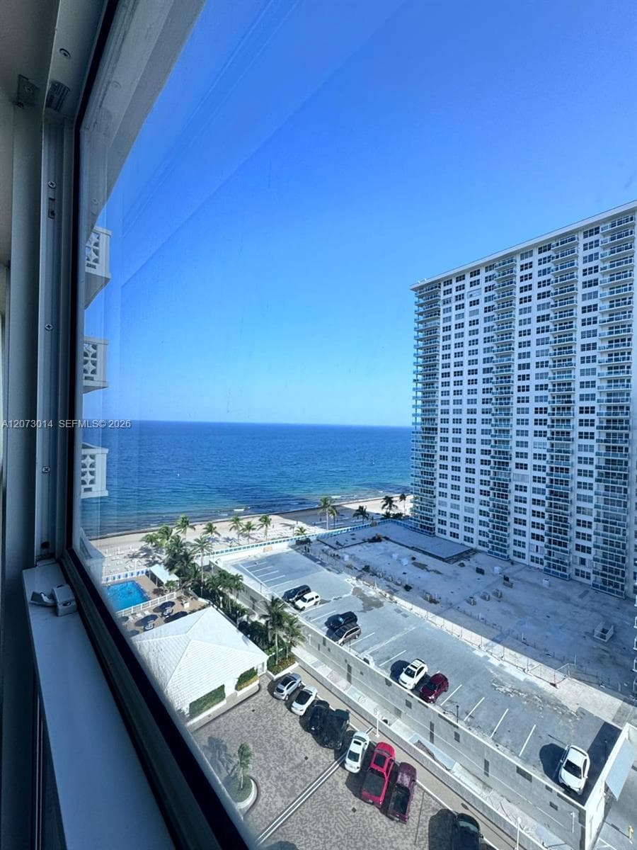 4010 Galt Ocean Dr 1411 photo 23
