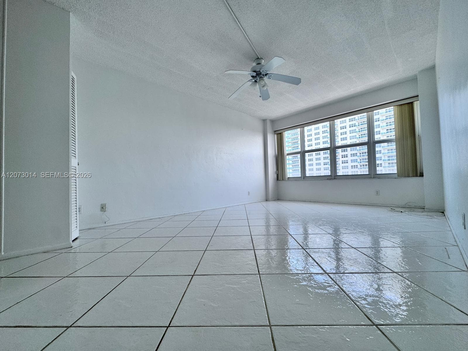 4010 Galt Ocean Dr 1411 photo 18