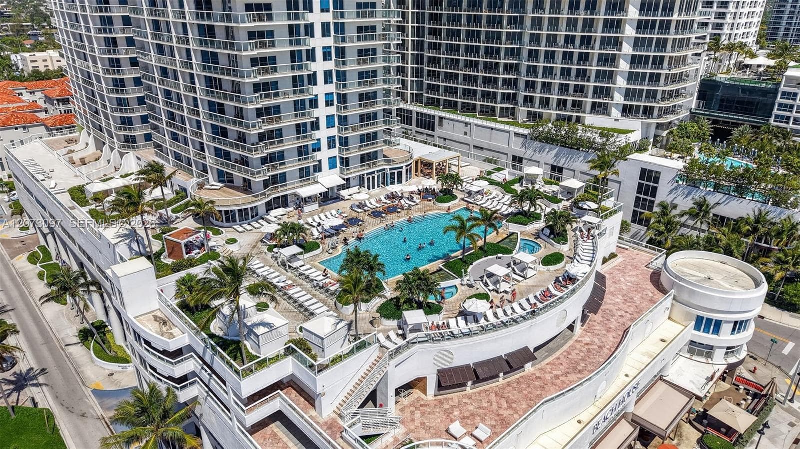 505 N Fort Lauderdale Bch Blvd 1213 photo 2