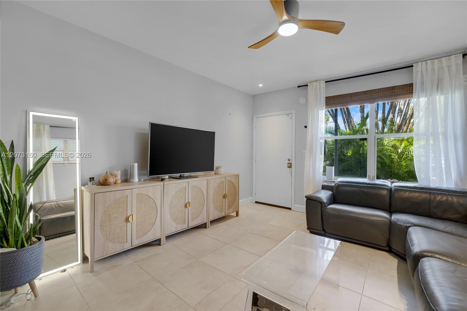 2445 Lake Pancoast Dr 4 photo 14