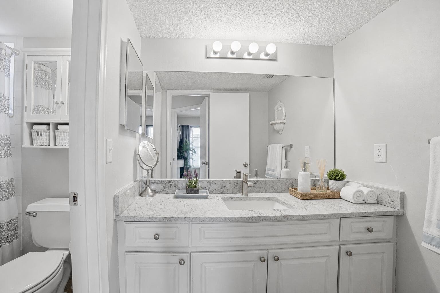 1145 Lake Shore Drive 206 photo 20