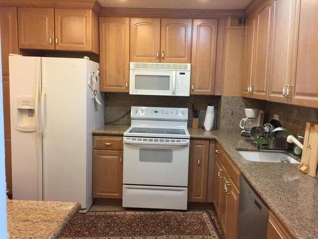 3450 S Ocean Boulevard 807 photo 4