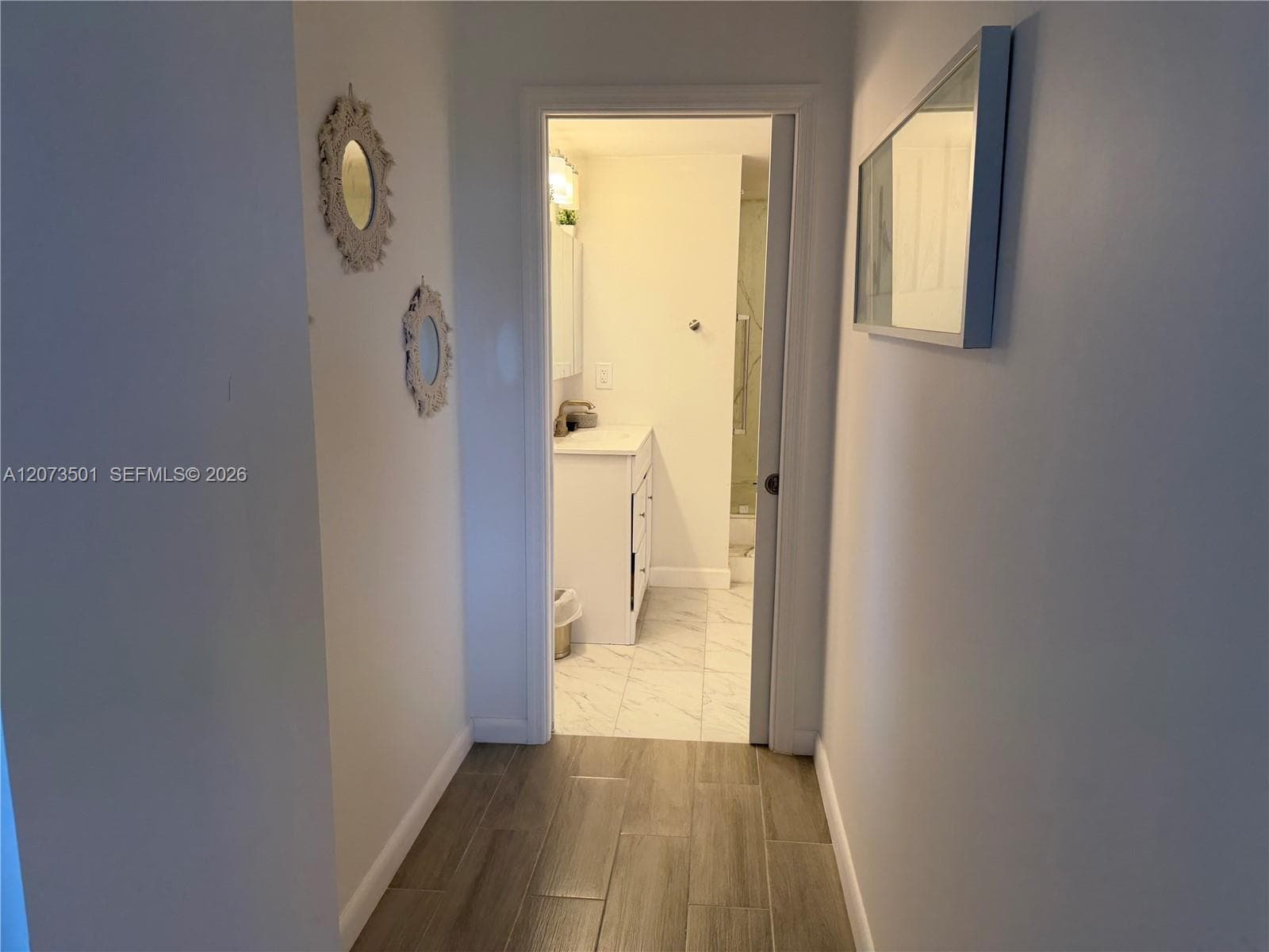 906 photo 7