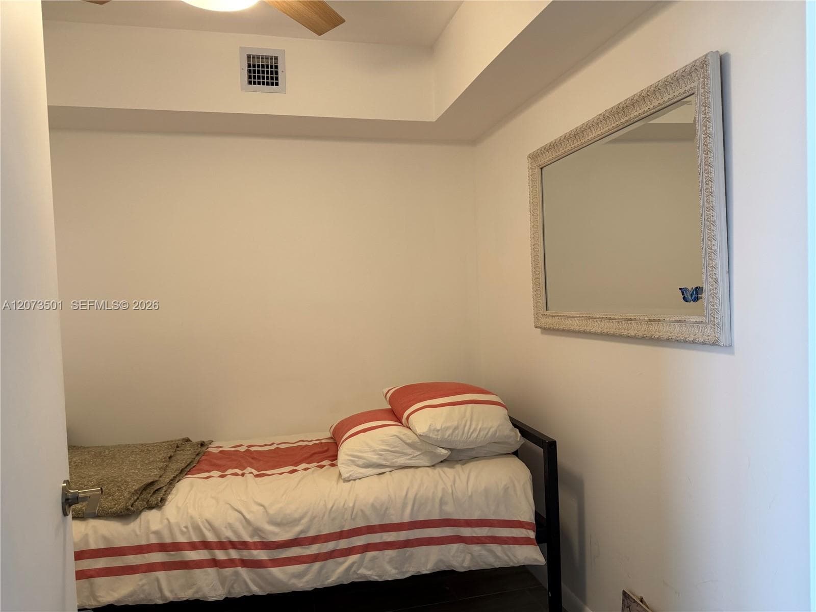 906 photo 9