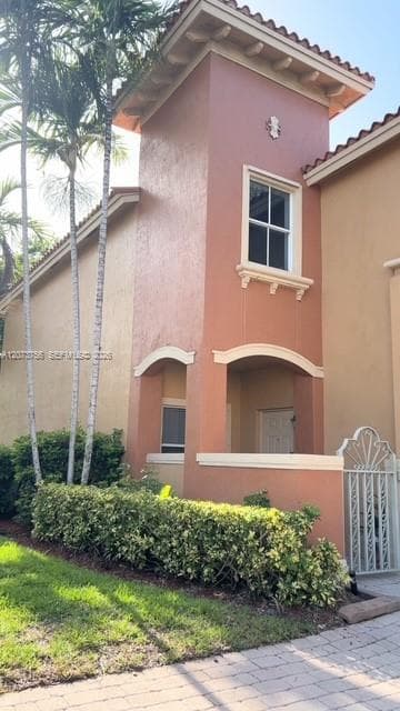 4927 Windward Way 4401 photo 2
