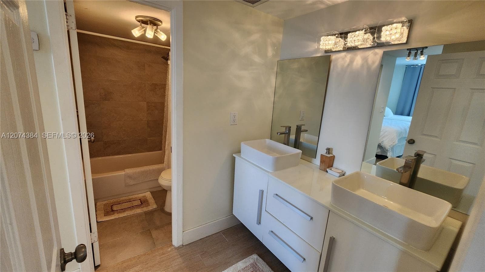 500 Bayview Dr 1725 photo 14