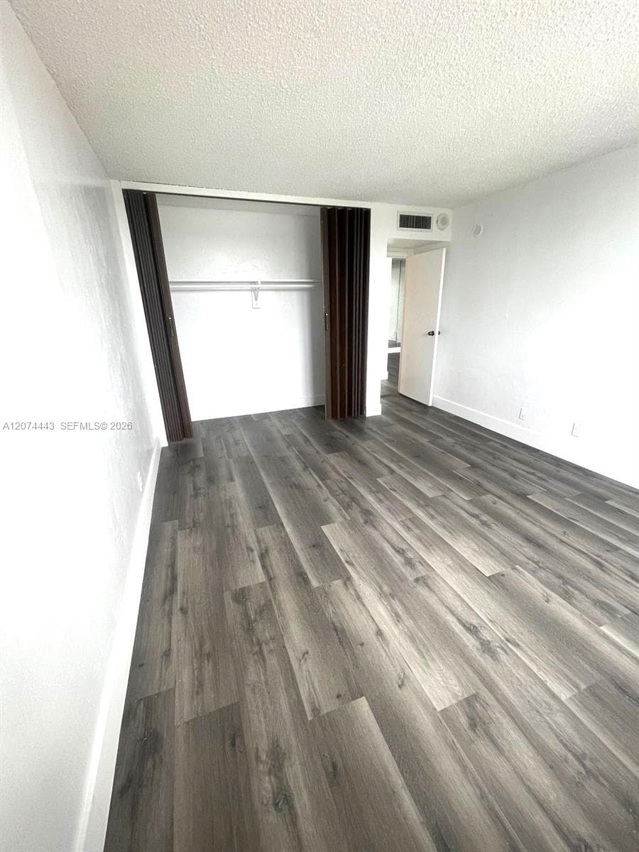 2450 NE 135th St 209 photo 17