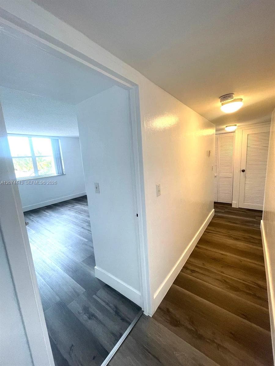 2450 NE 135th St 209 photo 15