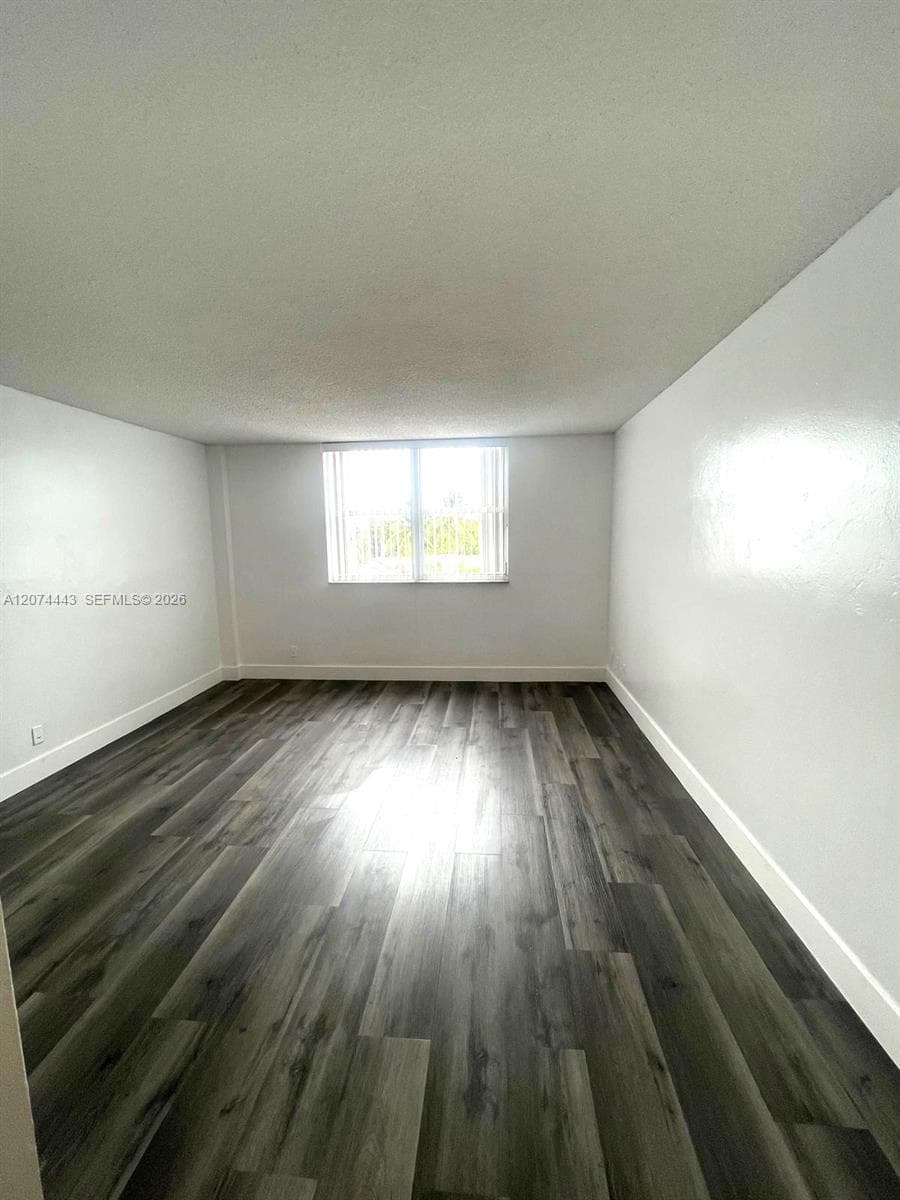 2450 NE 135th St 209 photo 21