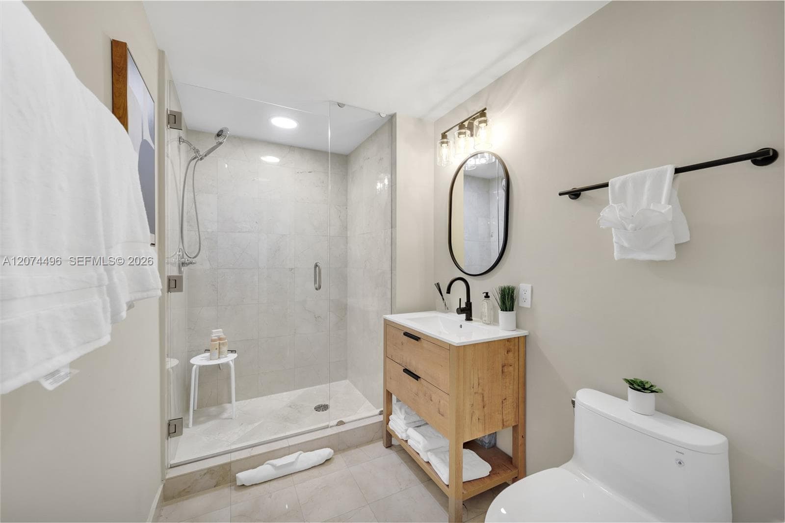 3906 photo 8