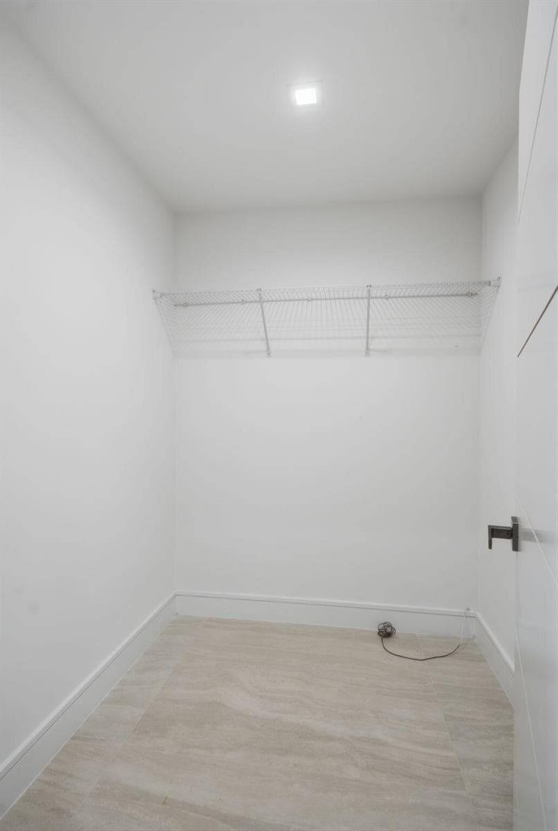 1173 HILLSBORO MILE 2-2 photo 19