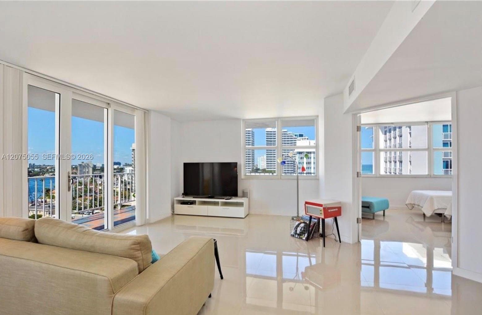 209 N Fort Lauderdale Beach Blvd 10A photo 1