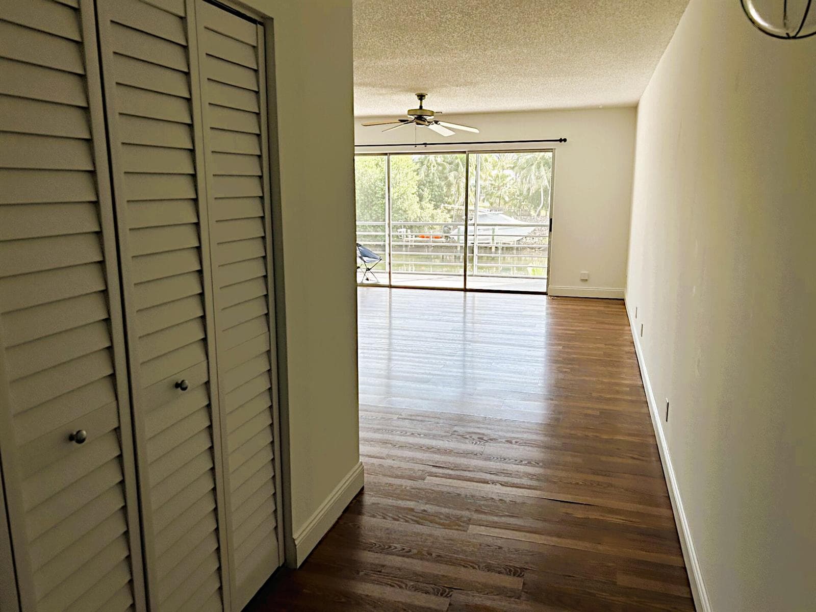 342 Southwind Drive 203 photo 3