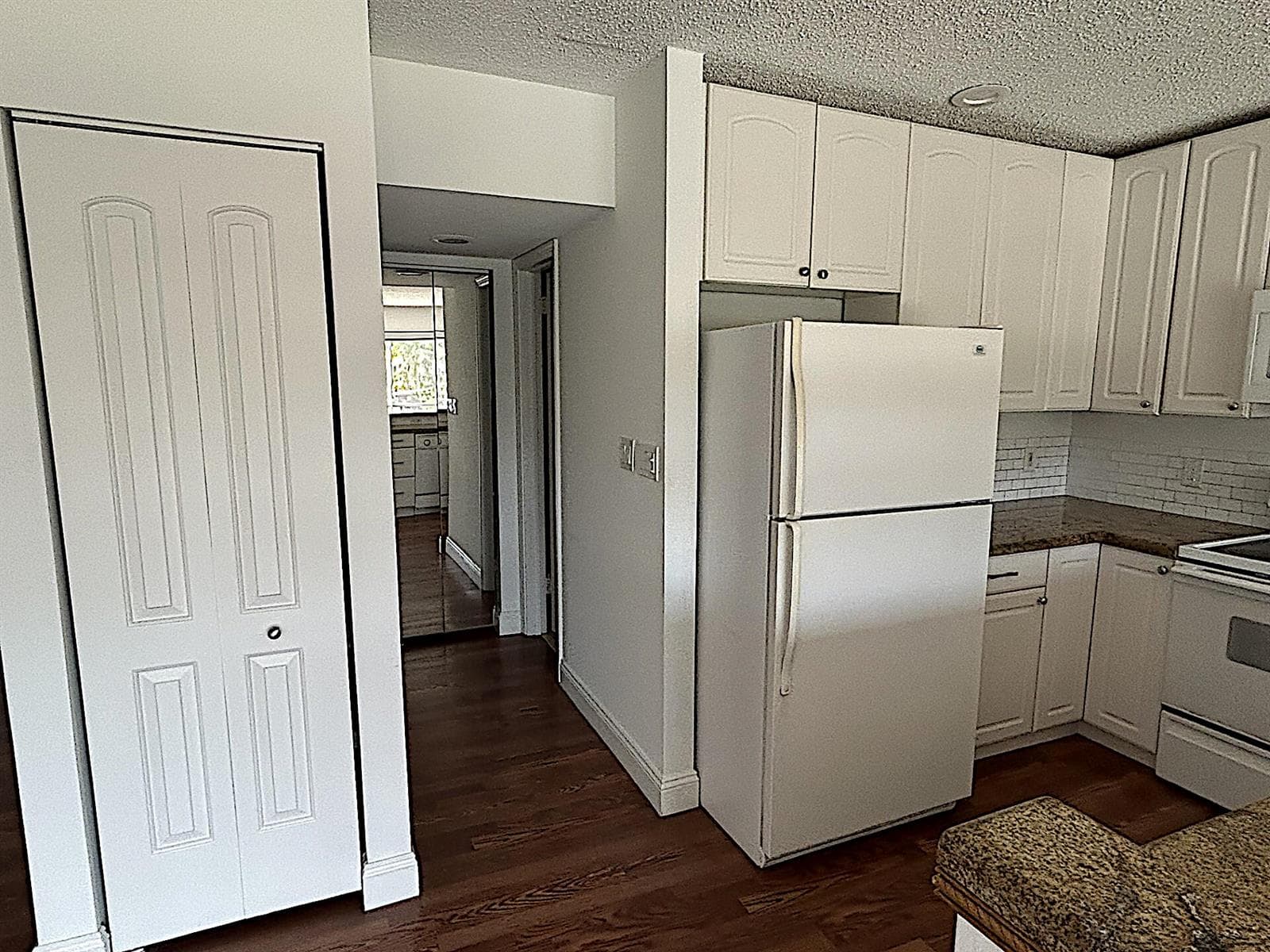 342 Southwind Drive 203 photo 10