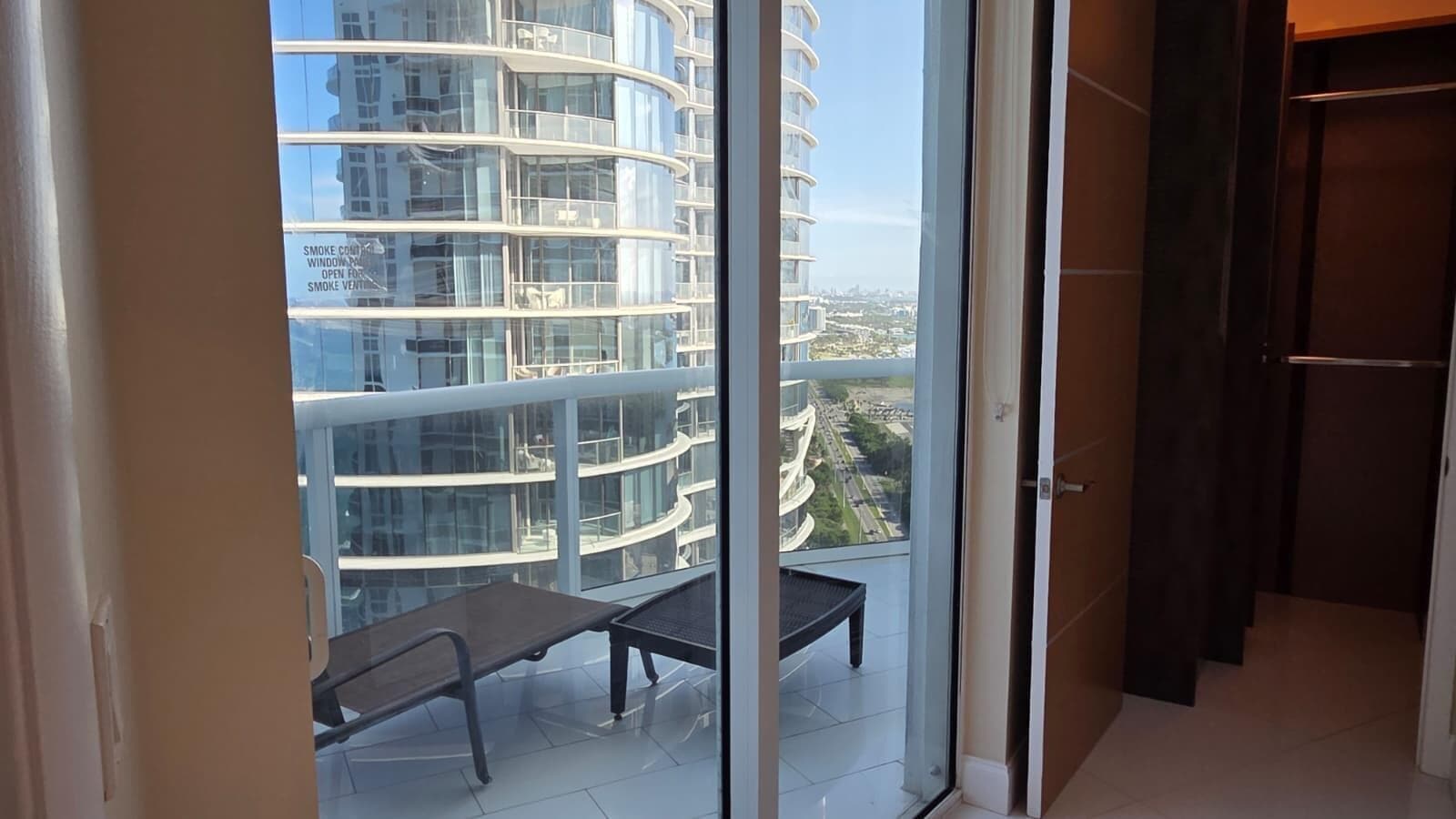 15811 COLLINS Avenue 3807 photo 5