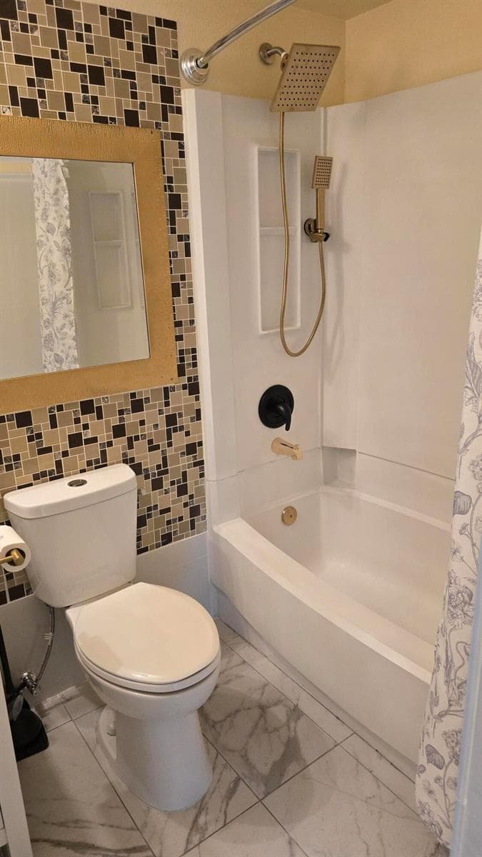 118 CAMBRIDGE Lane photo 25