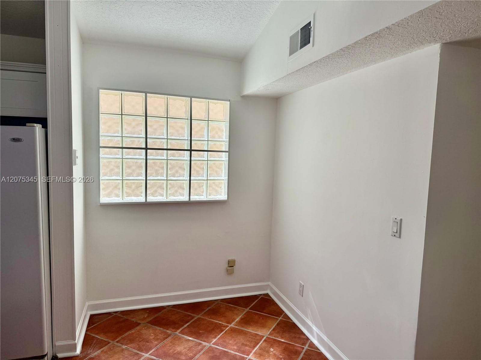 1094 SE 6th Ave 1094 photo 9