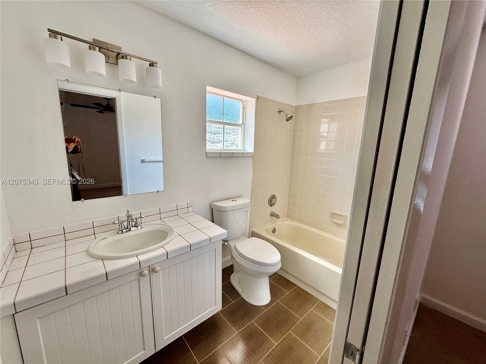 1094 SE 6th Ave 1094 photo 21