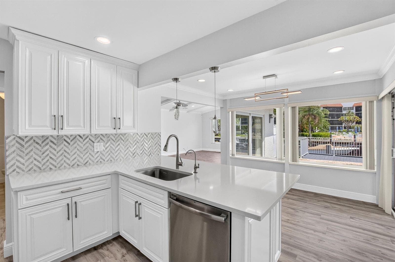 787 Havana Drive photo 6