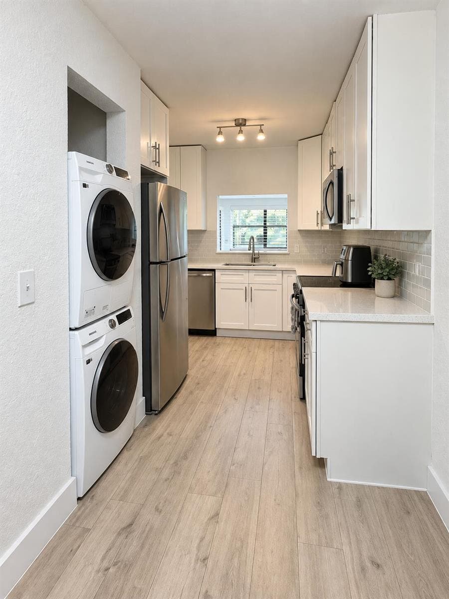3107 SW 20th Terrace 20C1 photo 6