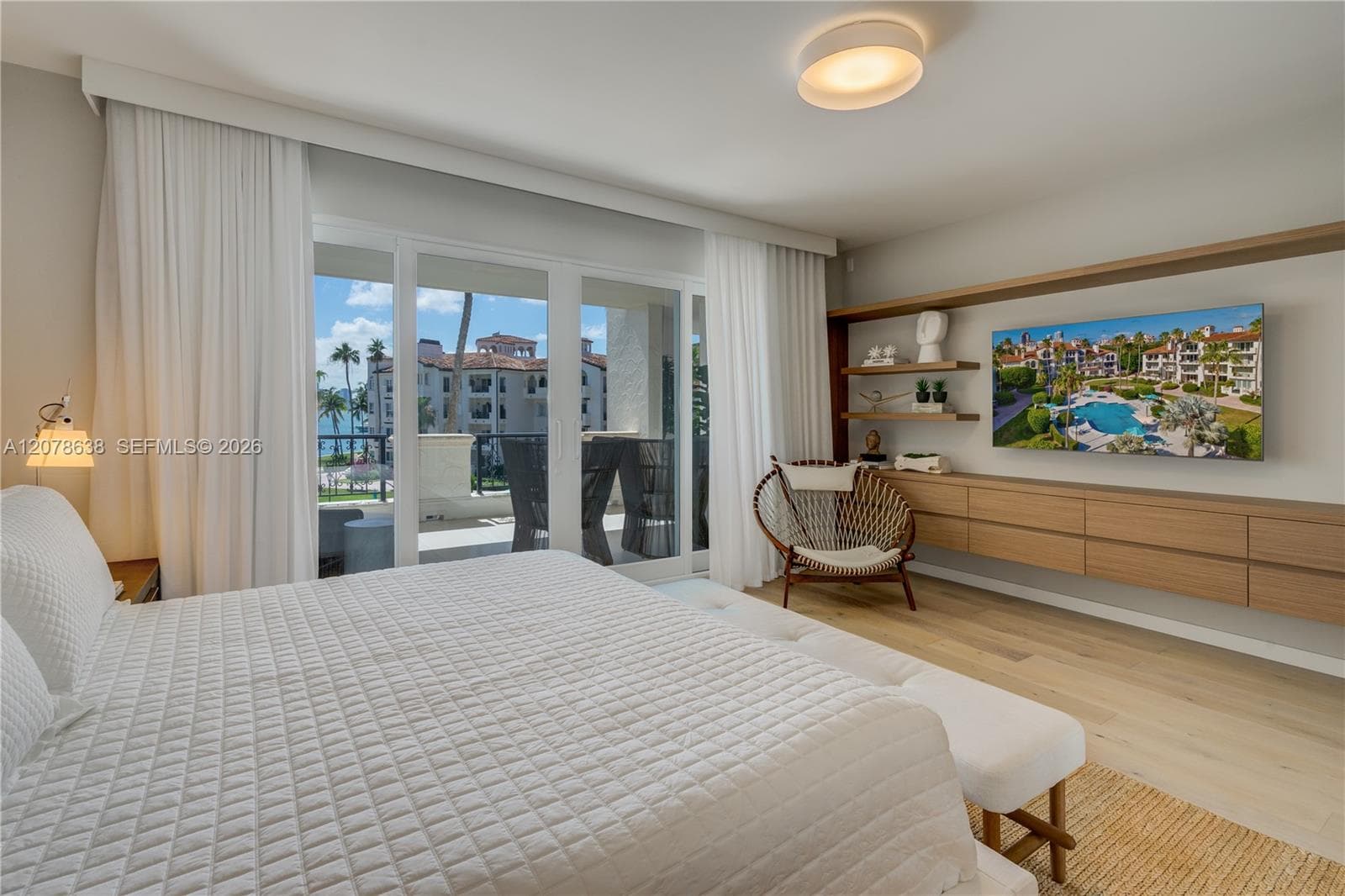 2035 Fisher Island Dr 2035 photo 21