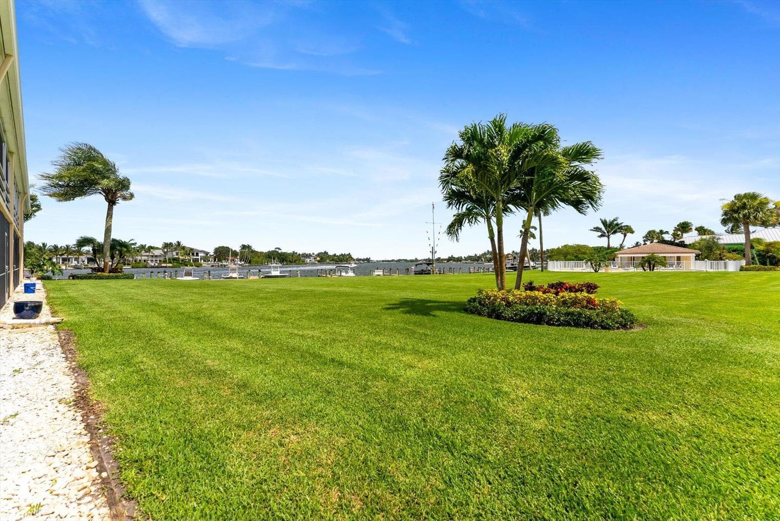 478 TEQUESTA Drive 115 photo 11