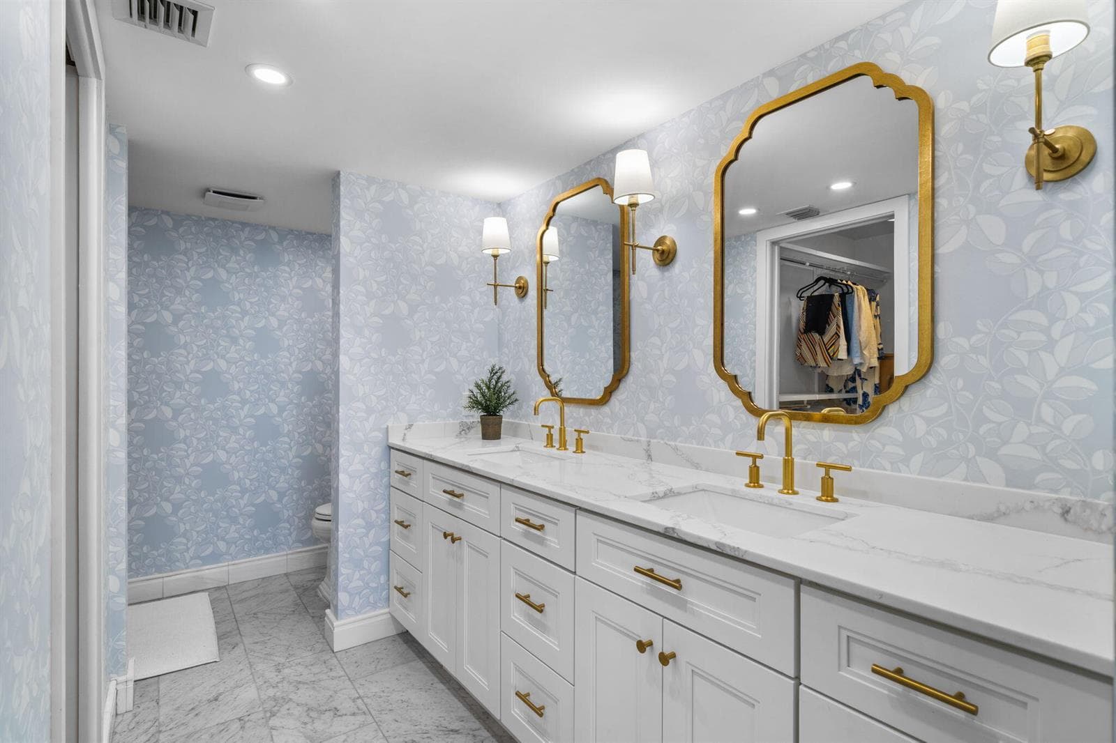 511 BAYSHORE Drive 408 photo 14