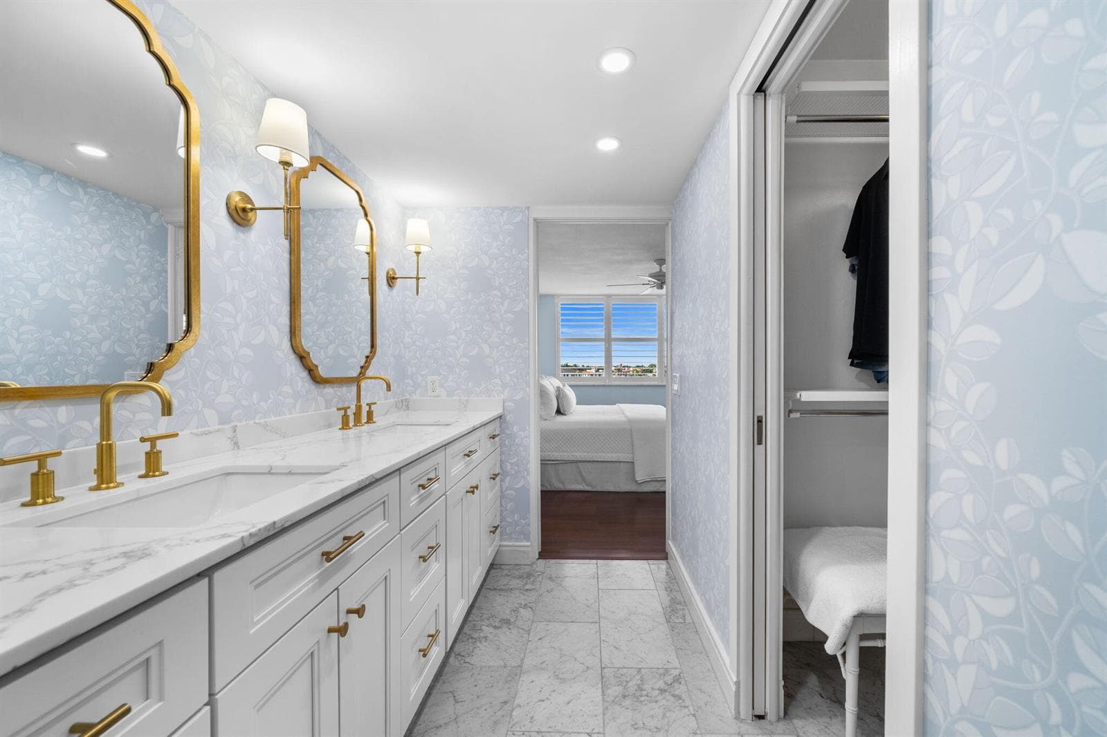 511 BAYSHORE Drive 408 photo 15