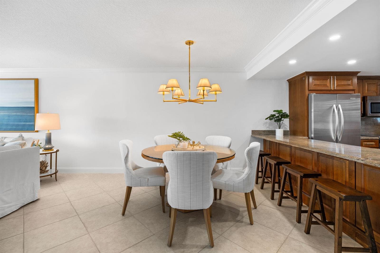 511 BAYSHORE Drive 408 photo 4