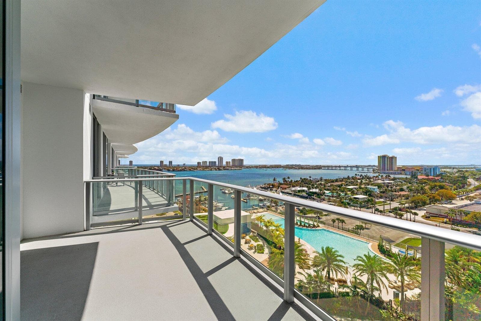 220 Lake Shore Drive 1219 photo 1