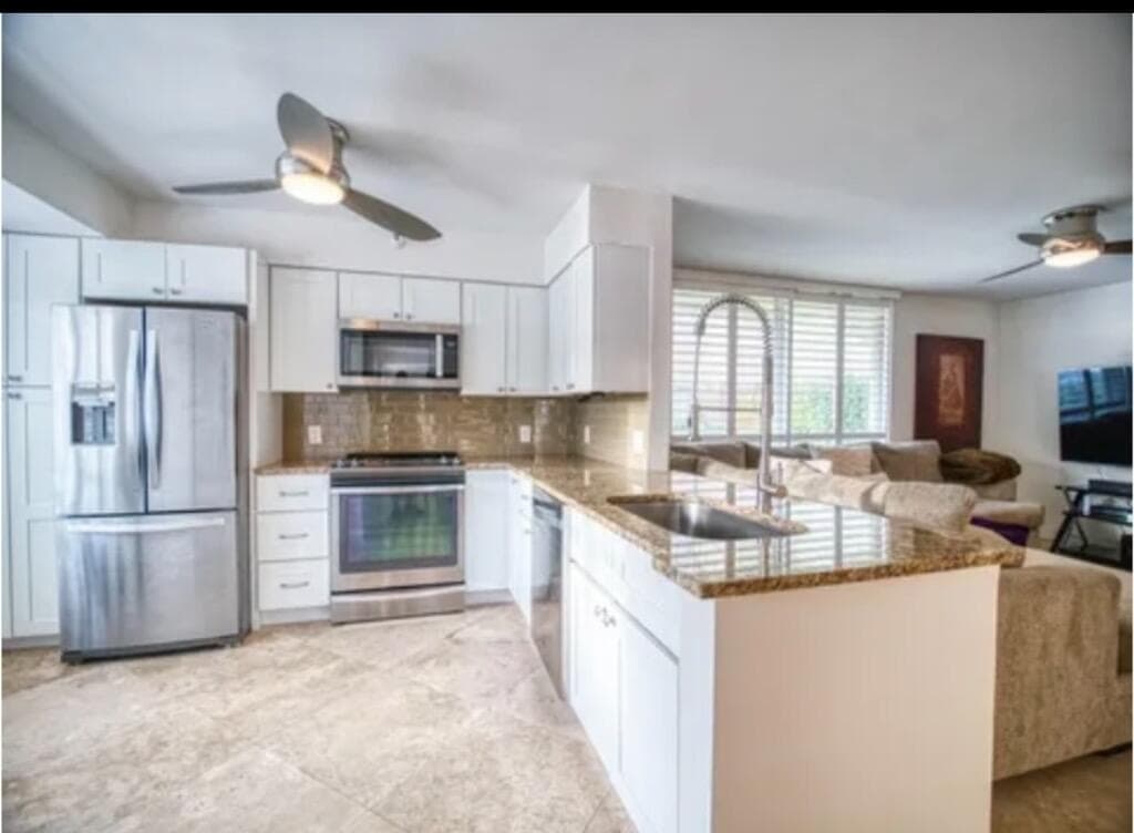 123 Yacht Club Way 102 photo 2