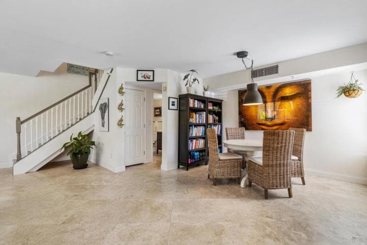 123 Yacht Club Way 102 photo 3