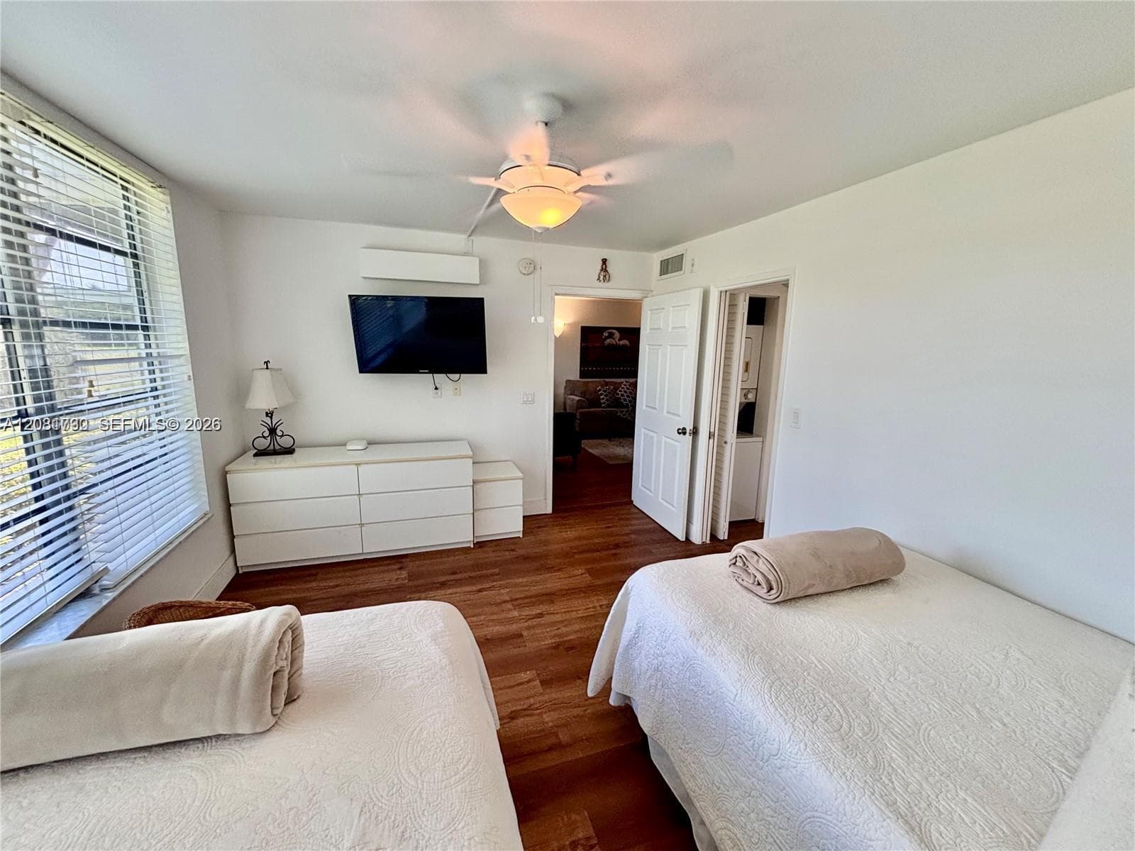 3051 S Palm Aire Dr 102 photo 10
