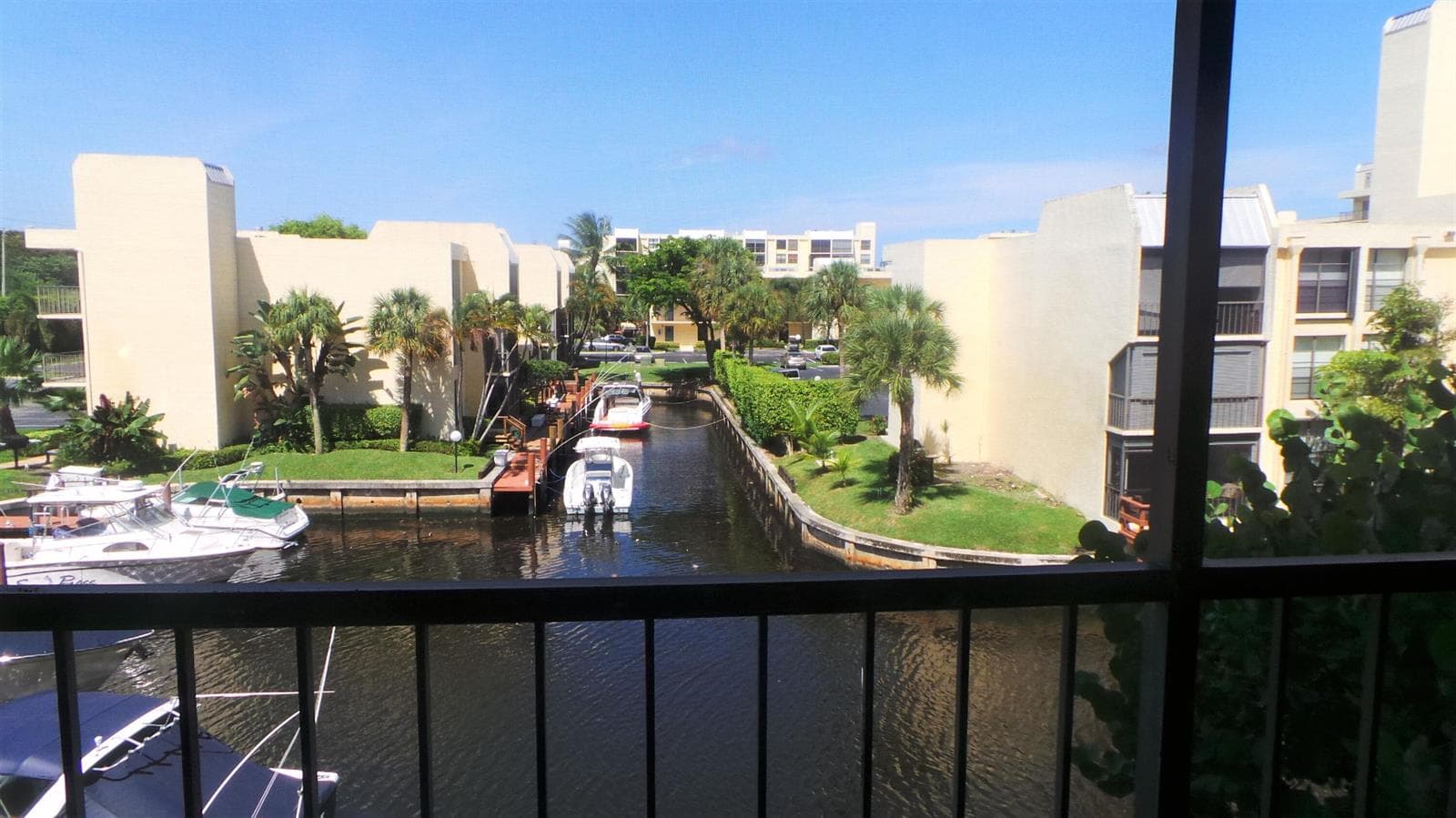 17 ROYAL PALM Way 3030 photo 14