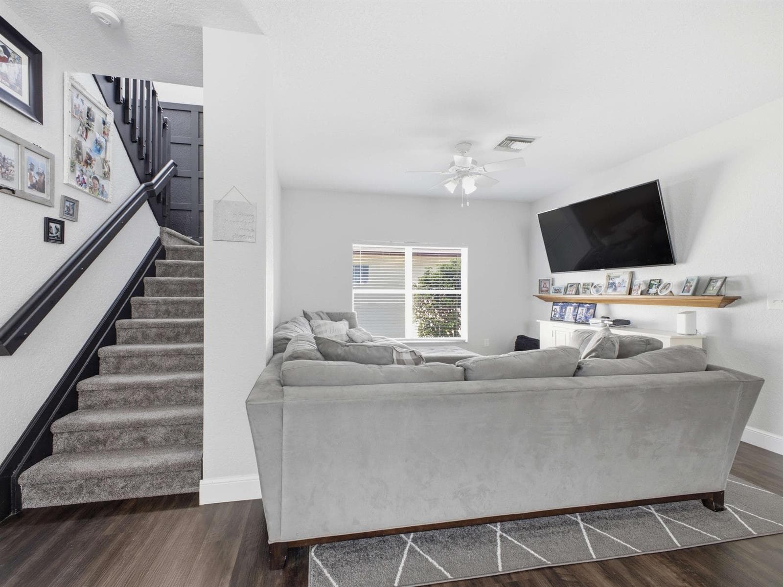 5676 Azalea Circle photo 9
