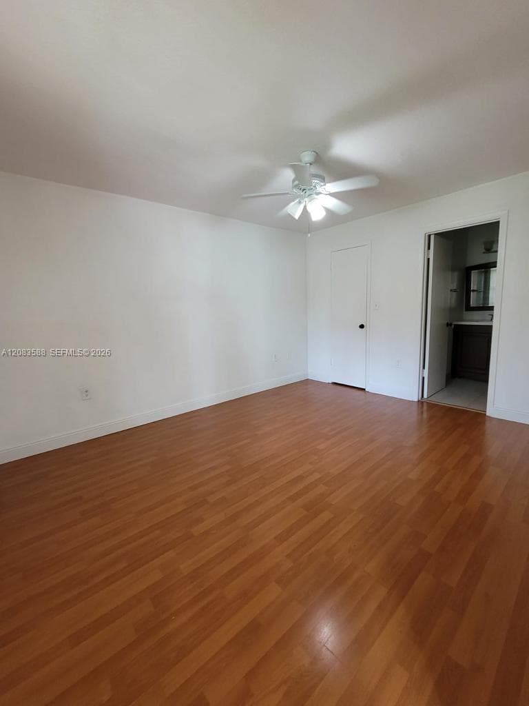 10581 SW 155th Ct 1228 photo 11