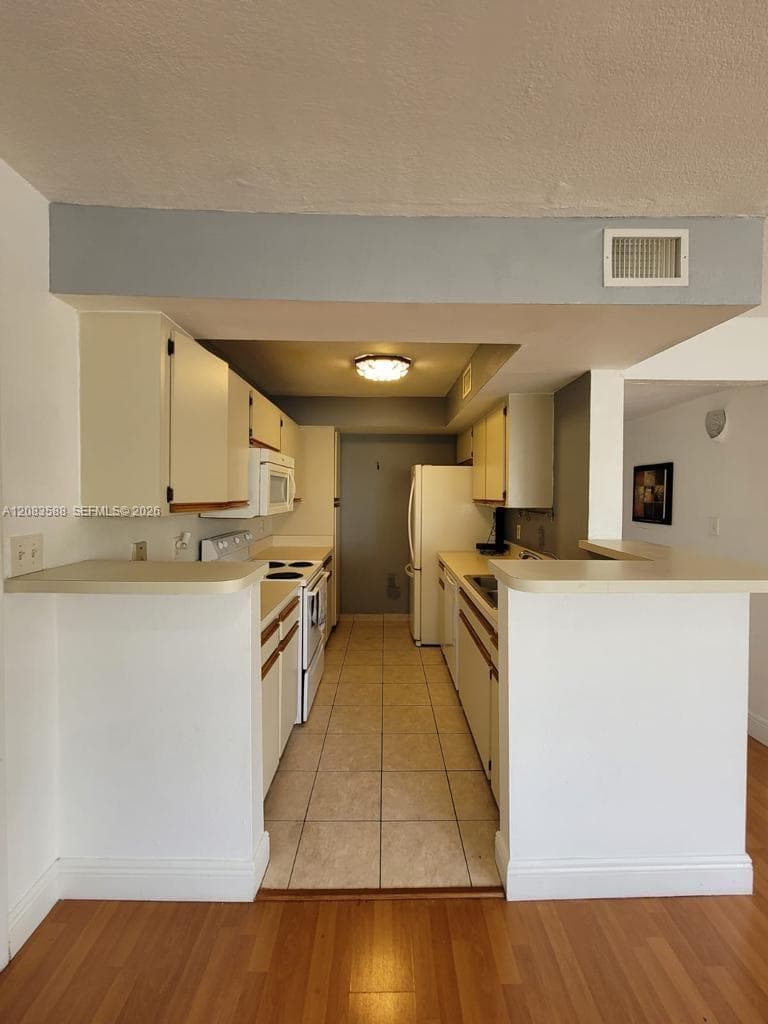 10581 SW 155th Ct 1228 photo 8