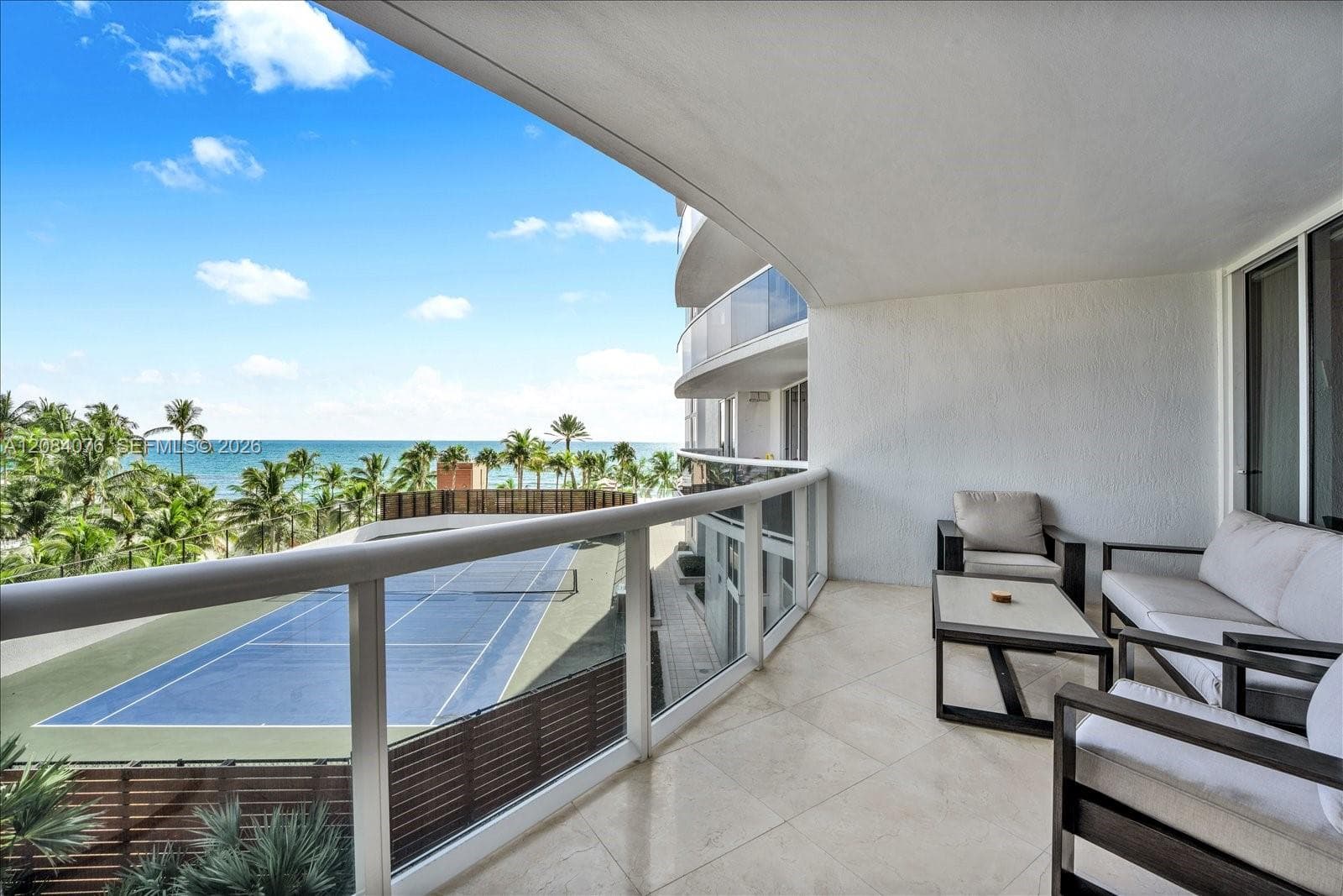 18911 Collins Ave 606 photo 6