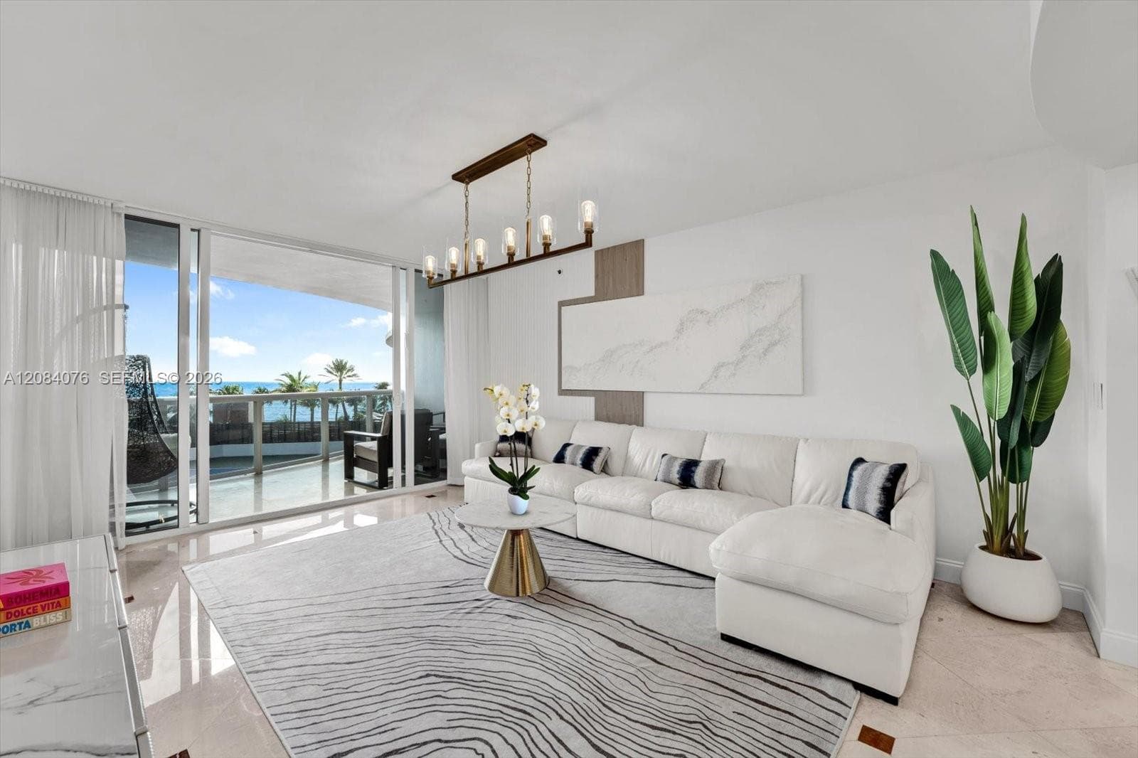 18911 Collins Ave 606 photo 3