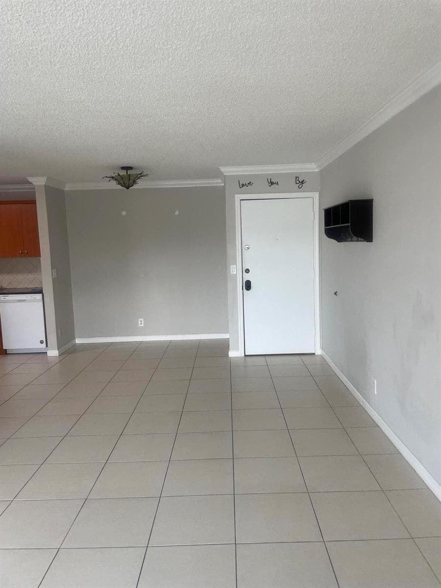 170 CYPRESS CLUB Drive 730 photo 6