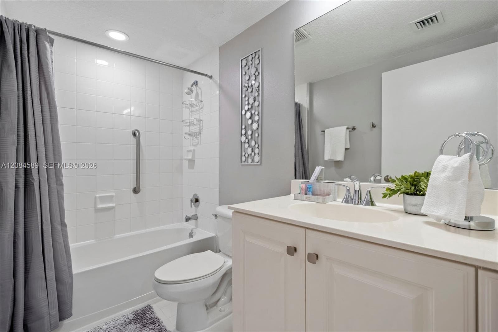 18100 N Bay Rd 308 photo 7