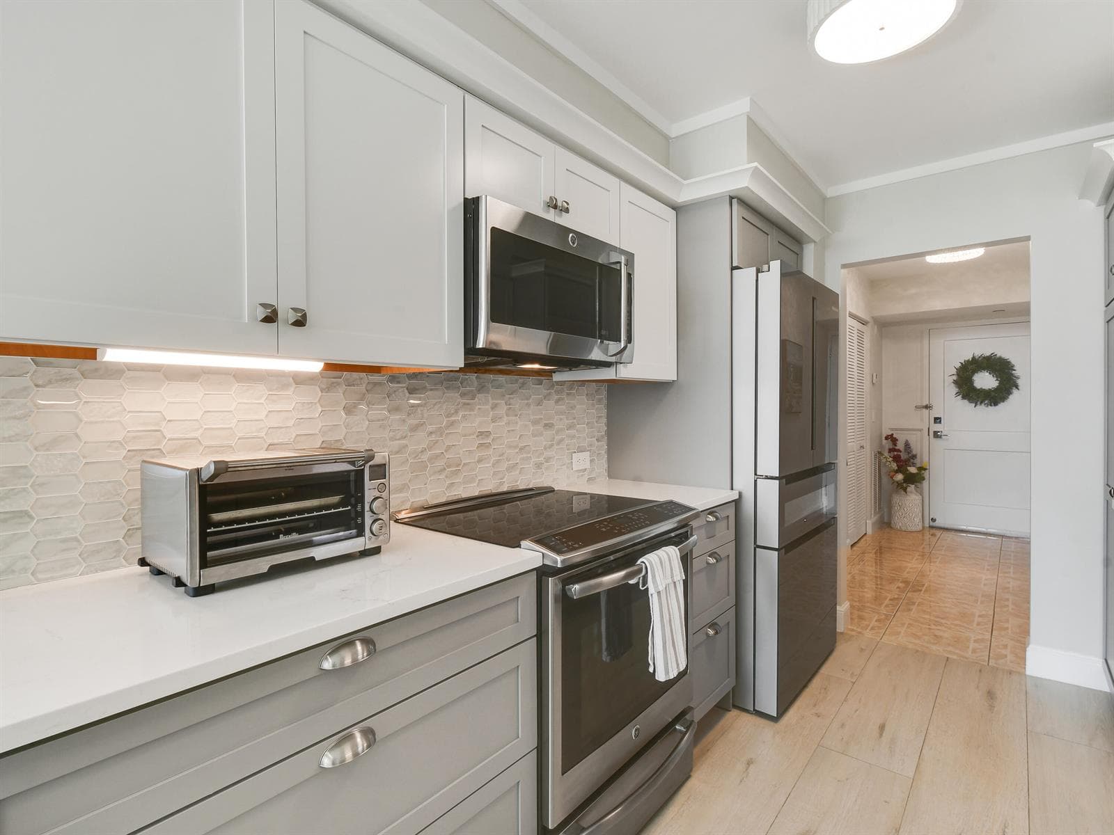3400 N OCEAN Drive 908 photo 3